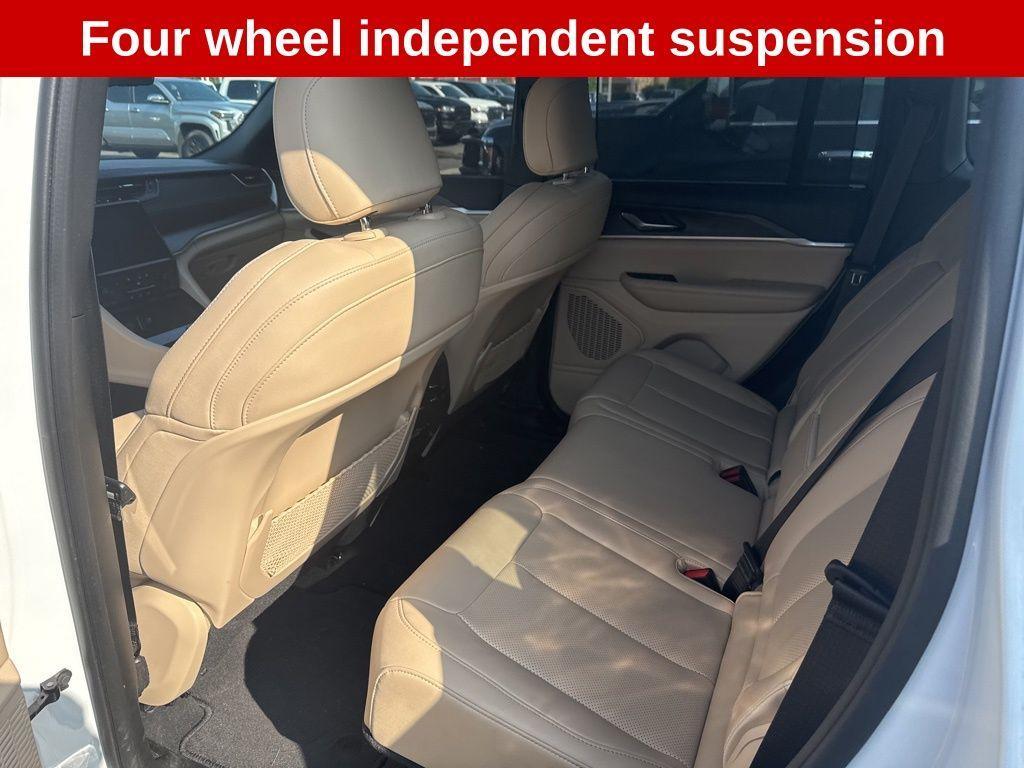 used 2023 Jeep Grand Cherokee car, priced at $32,116