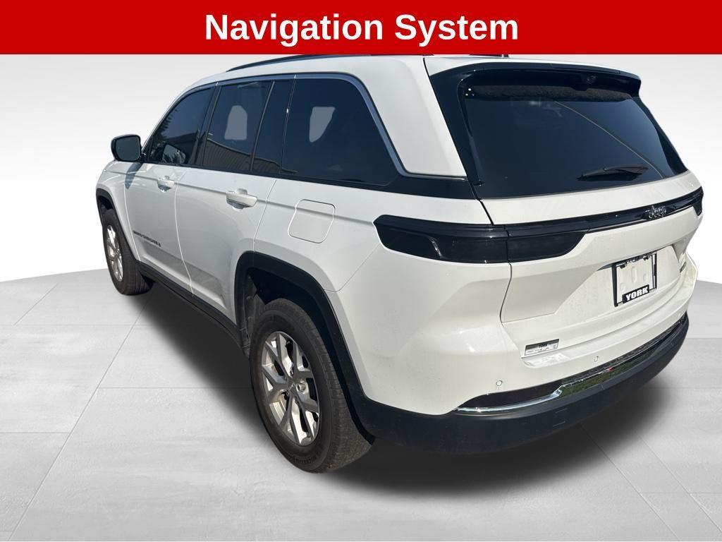used 2023 Jeep Grand Cherokee car, priced at $32,116
