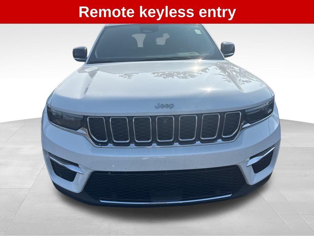 used 2023 Jeep Grand Cherokee car, priced at $32,116