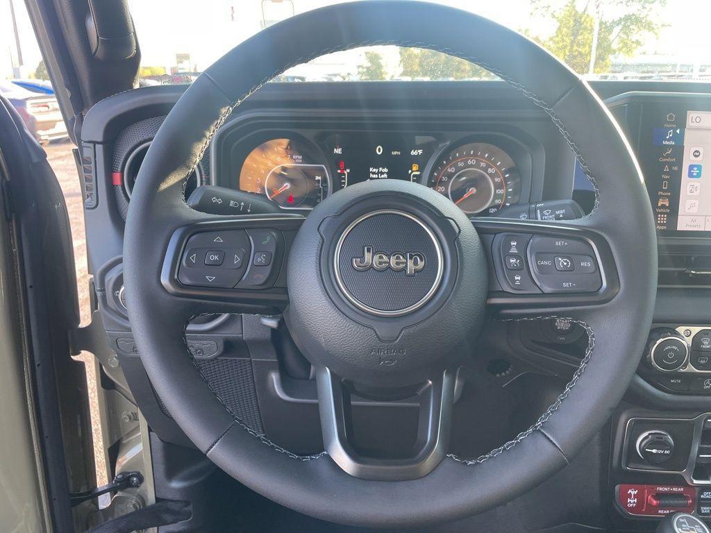 new 2025 Jeep Gladiator car, priced at $55,973