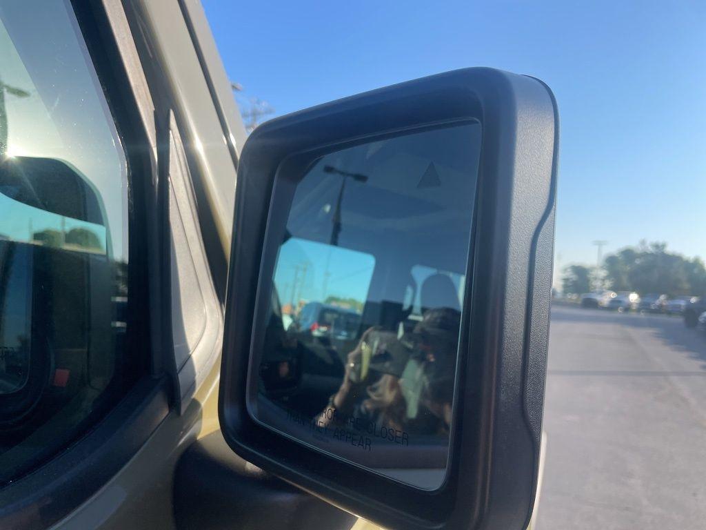 new 2025 Jeep Gladiator car, priced at $55,973