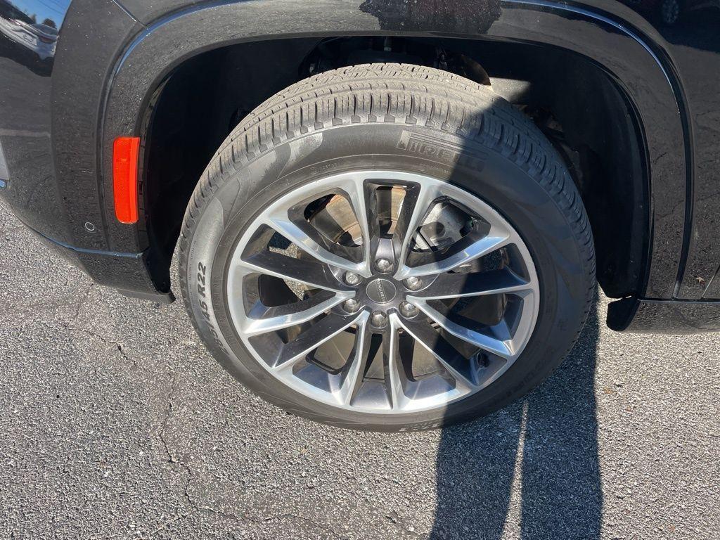 new 2024 Jeep Wagoneer L car, priced at $77,250