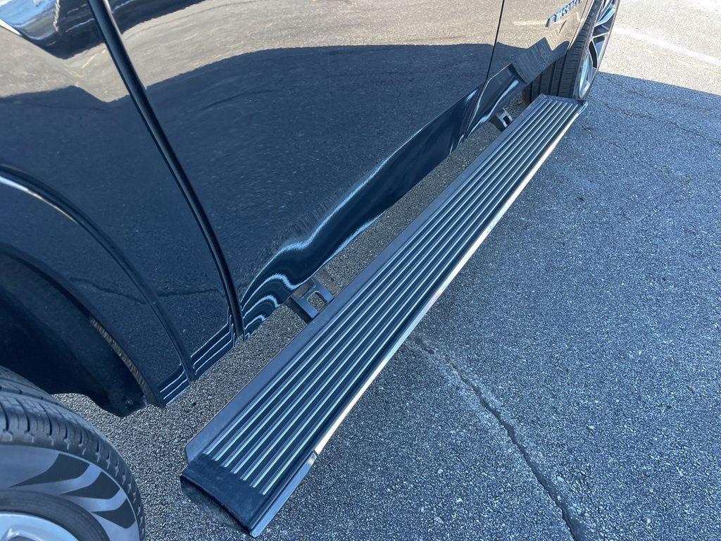 new 2024 Jeep Wagoneer L car, priced at $77,250