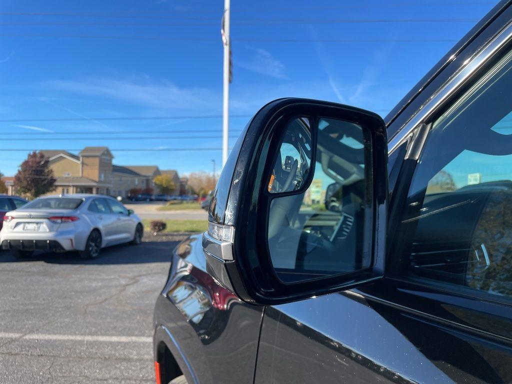 new 2024 Jeep Wagoneer L car, priced at $77,250