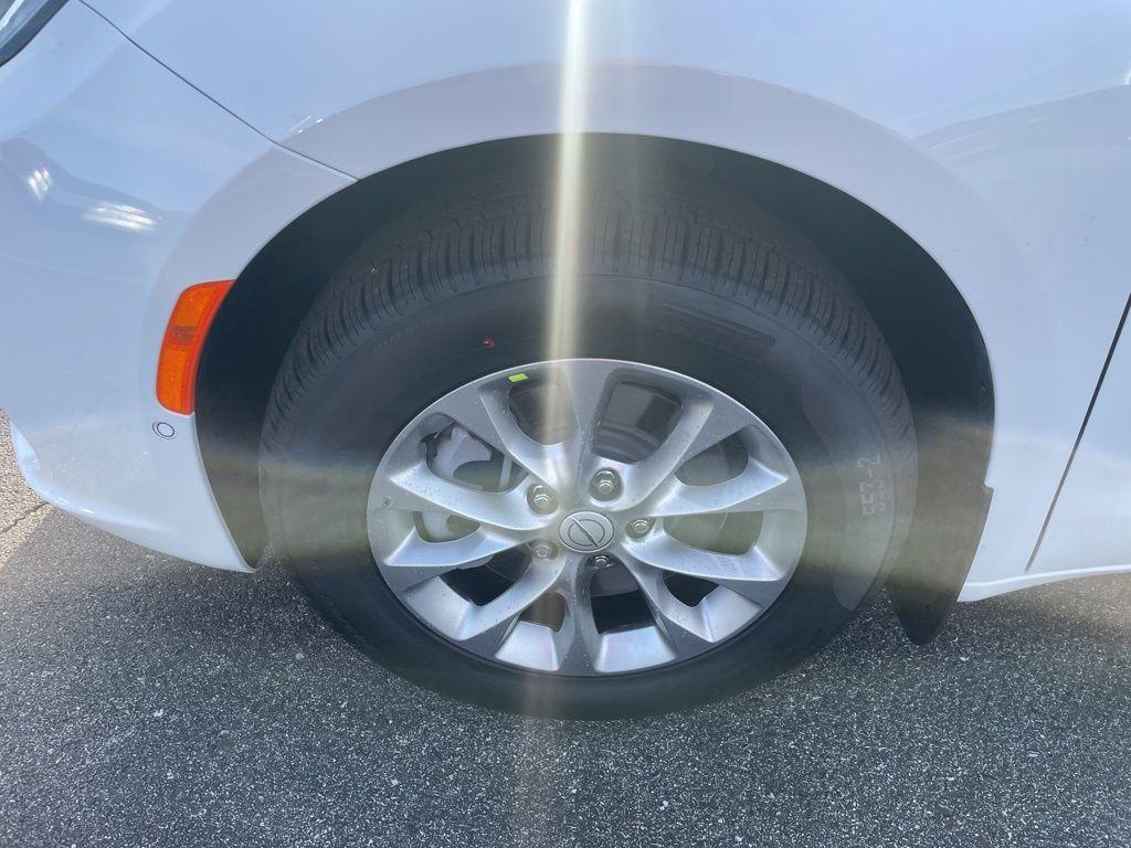 new 2026 Chrysler Pacifica car, priced at $49,997