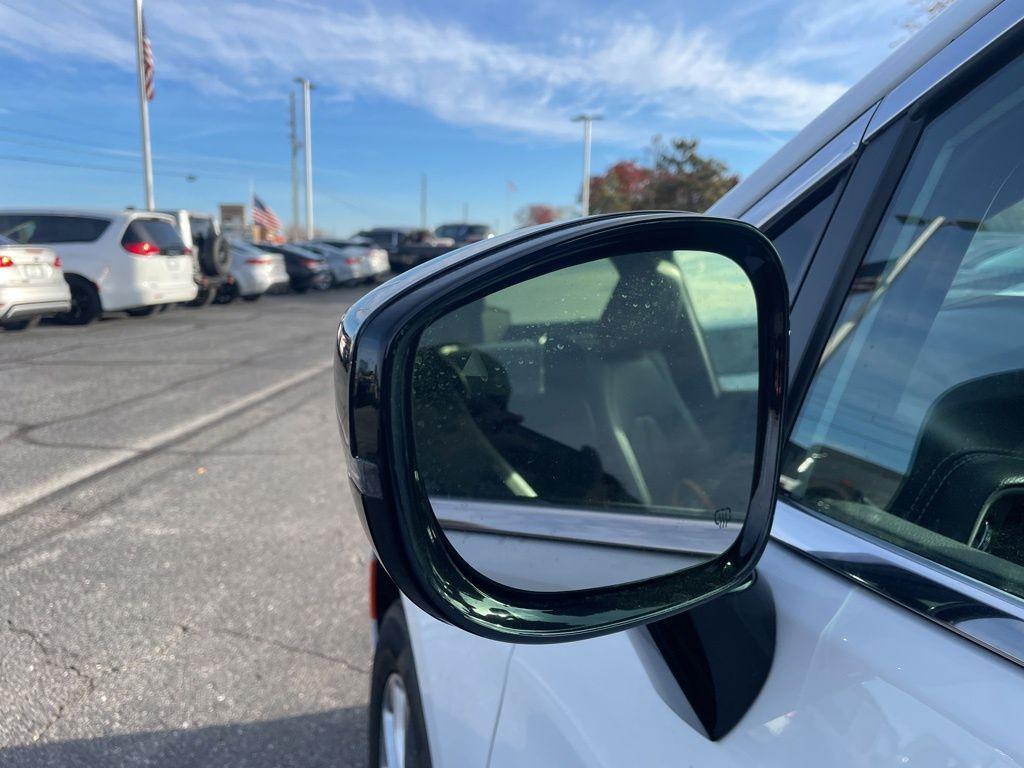 new 2026 Chrysler Pacifica car, priced at $49,997