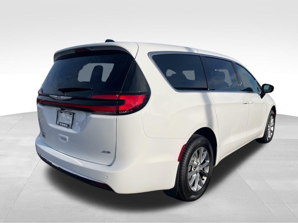 new 2026 Chrysler Pacifica car, priced at $49,997