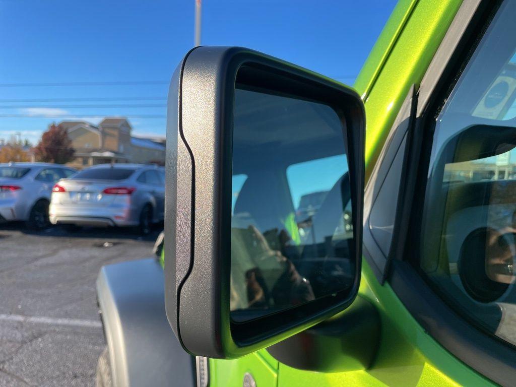 new 2026 Jeep Wrangler car, priced at $44,075