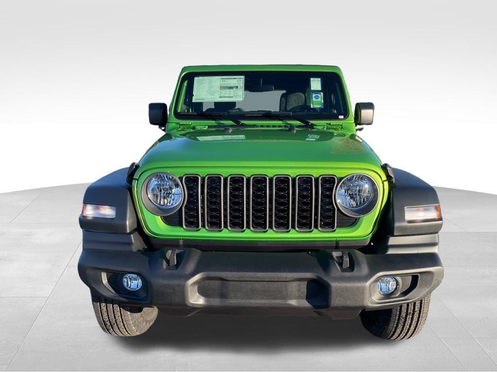 new 2026 Jeep Wrangler car, priced at $44,075