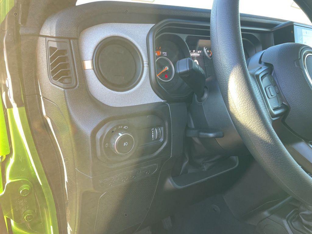 new 2026 Jeep Wrangler car, priced at $44,075