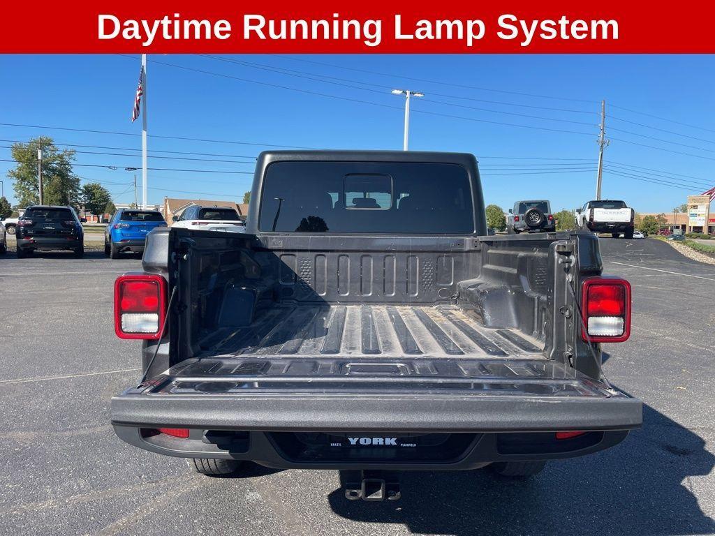 used 2022 Jeep Gladiator car, priced at $29,338