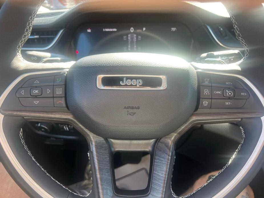 new 2024 Jeep Grand Cherokee car, priced at $45,310