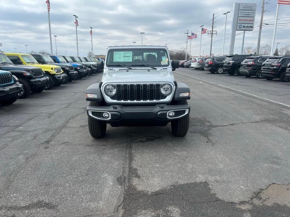 new 2024 Jeep Gladiator car, priced at $33,735