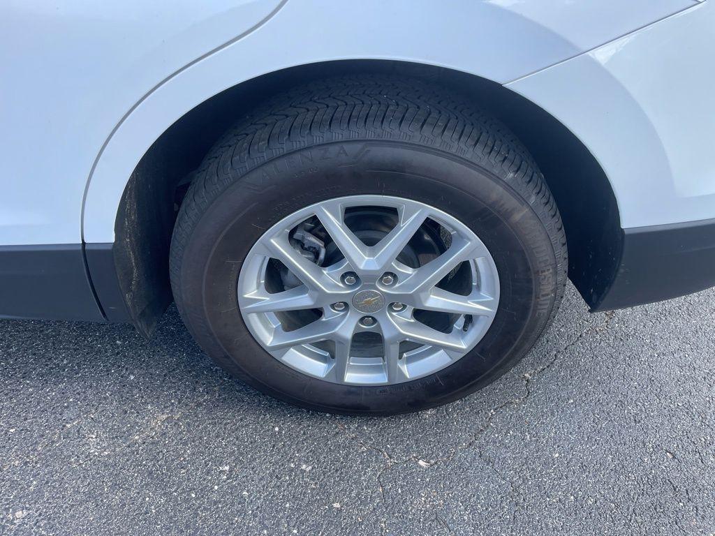 used 2024 Chevrolet Equinox car, priced at $22,306