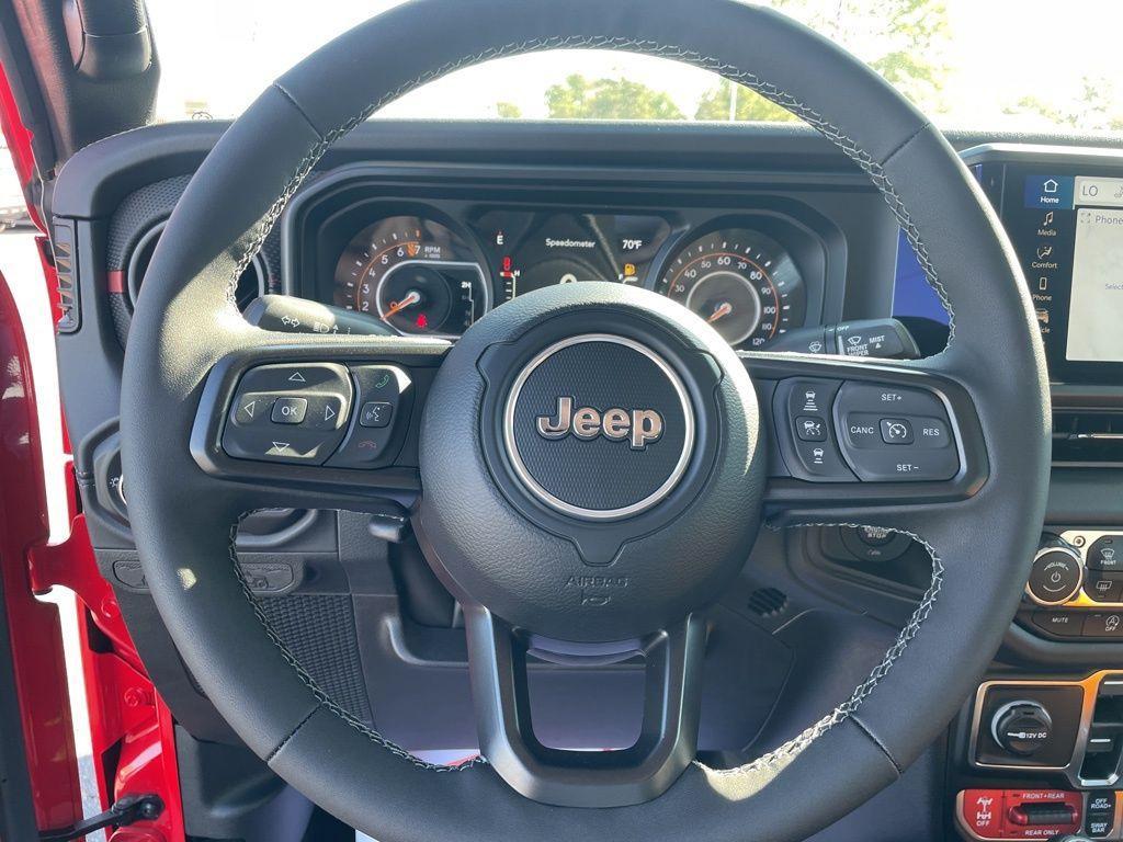 new 2025 Jeep Gladiator car, priced at $51,300