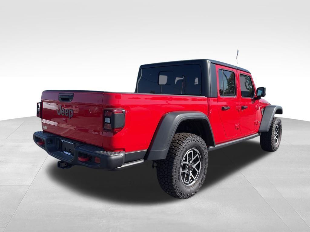 new 2025 Jeep Gladiator car, priced at $51,300