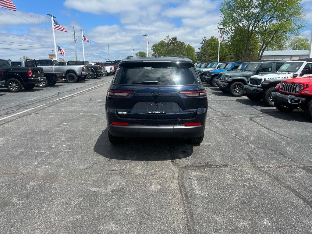 new 2024 Jeep Grand Cherokee L car, priced at $44,248