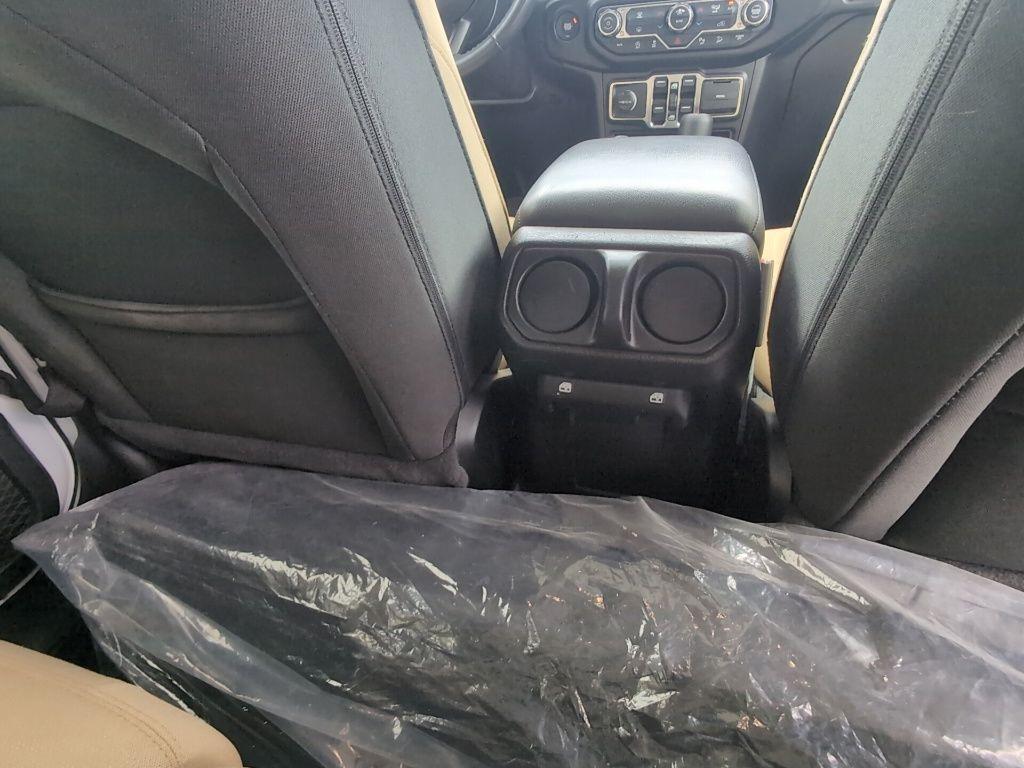 used 2021 Jeep Wrangler Unlimited car, priced at $32,250