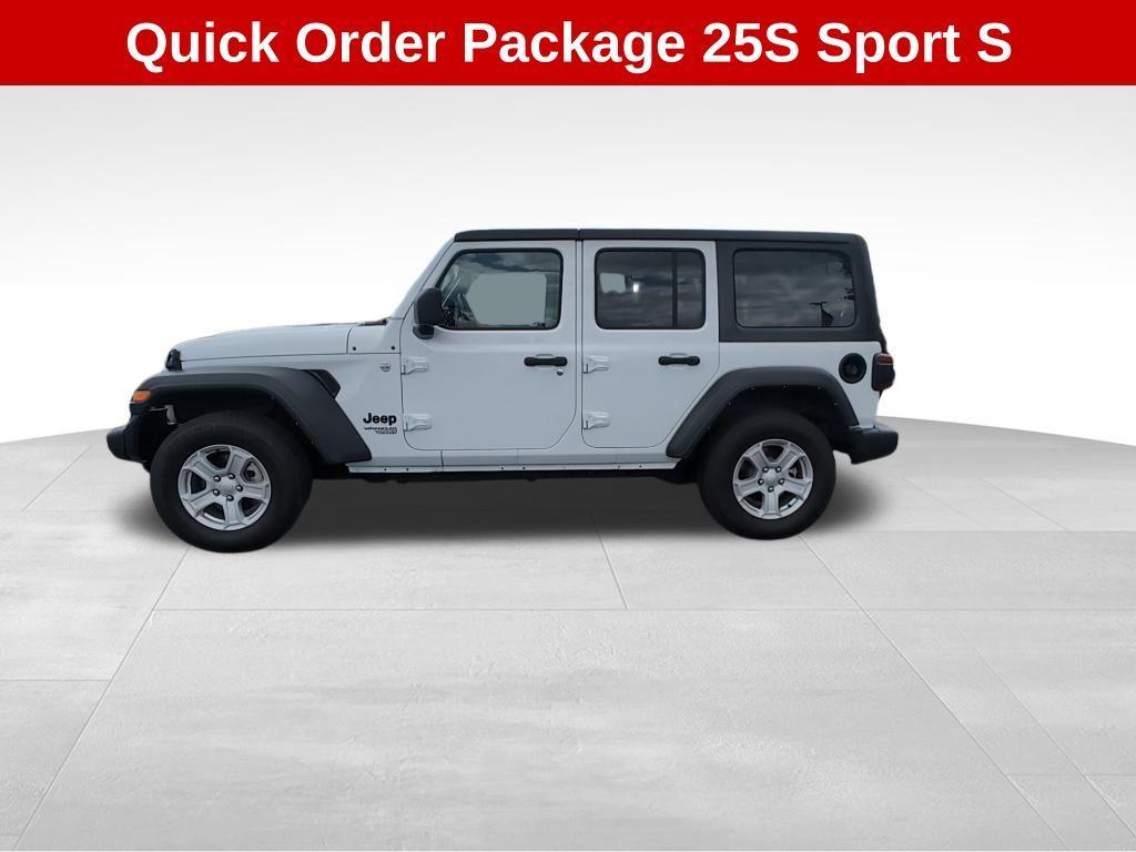 used 2021 Jeep Wrangler Unlimited car, priced at $32,250
