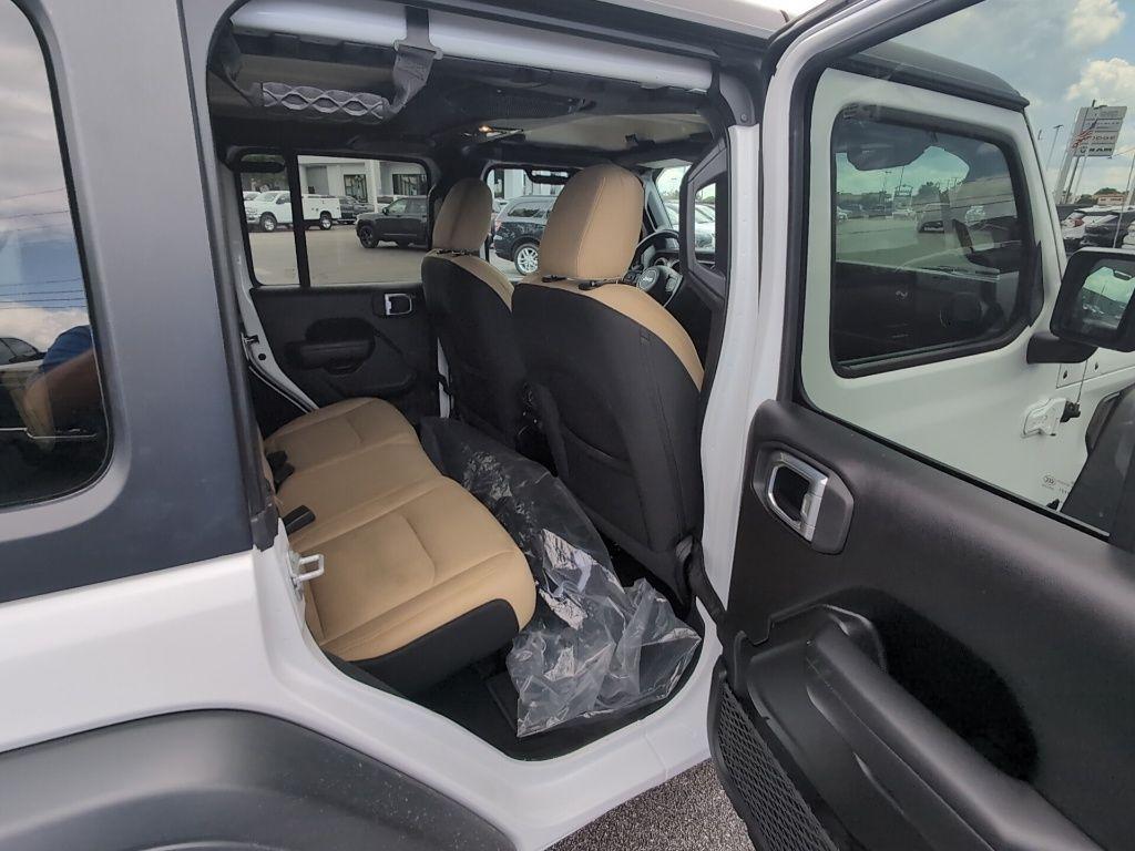 used 2021 Jeep Wrangler Unlimited car, priced at $32,250