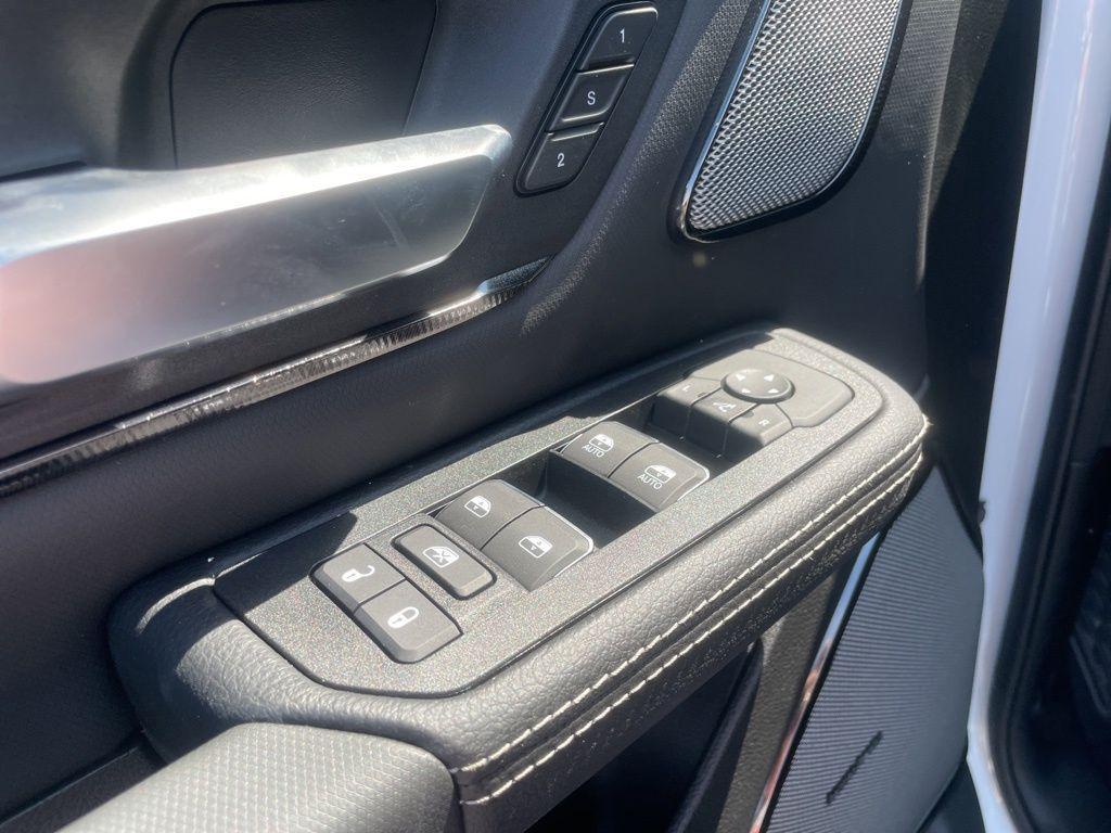 new 2025 Ram 1500 car, priced at $66,155