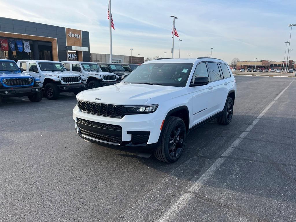 new 2025 Jeep Grand Cherokee L car, priced at $48,075