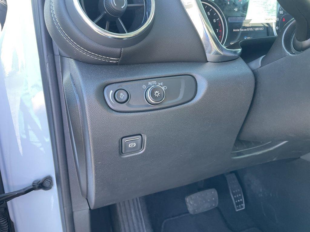 used 2024 Chevrolet Blazer car, priced at $27,405