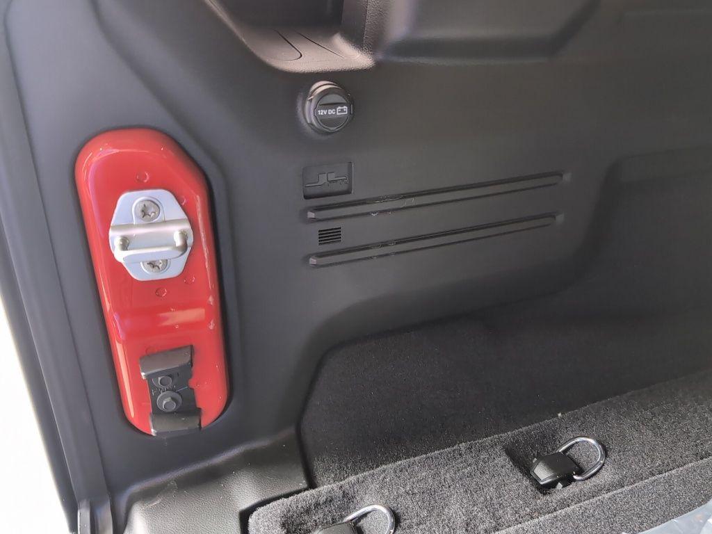 new 2025 Jeep Wrangler car, priced at $45,104