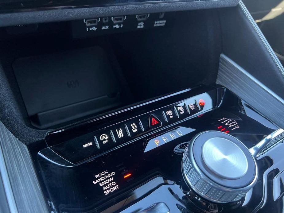 new 2024 Jeep Wagoneer L car, priced at $93,134