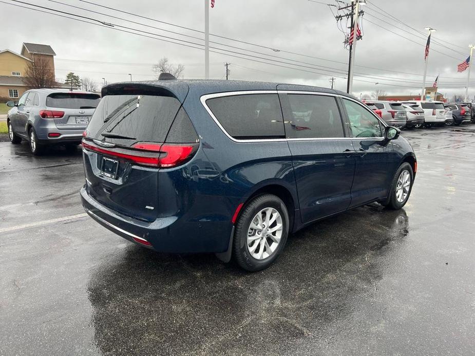 new 2025 Chrysler Pacifica car, priced at $53,725