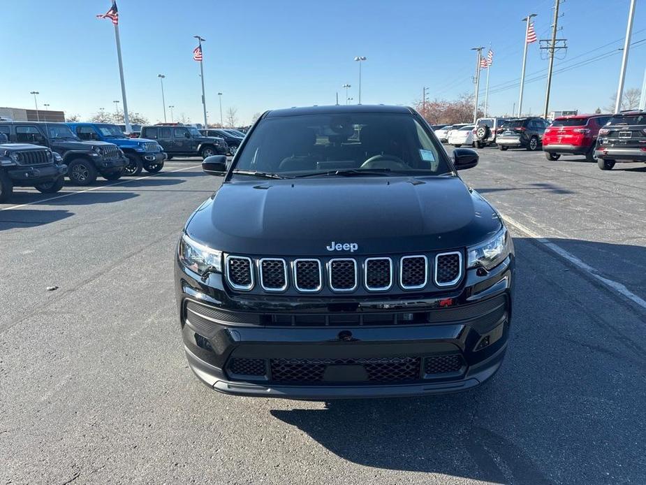 new 2024 Jeep Compass car, priced at $27,548