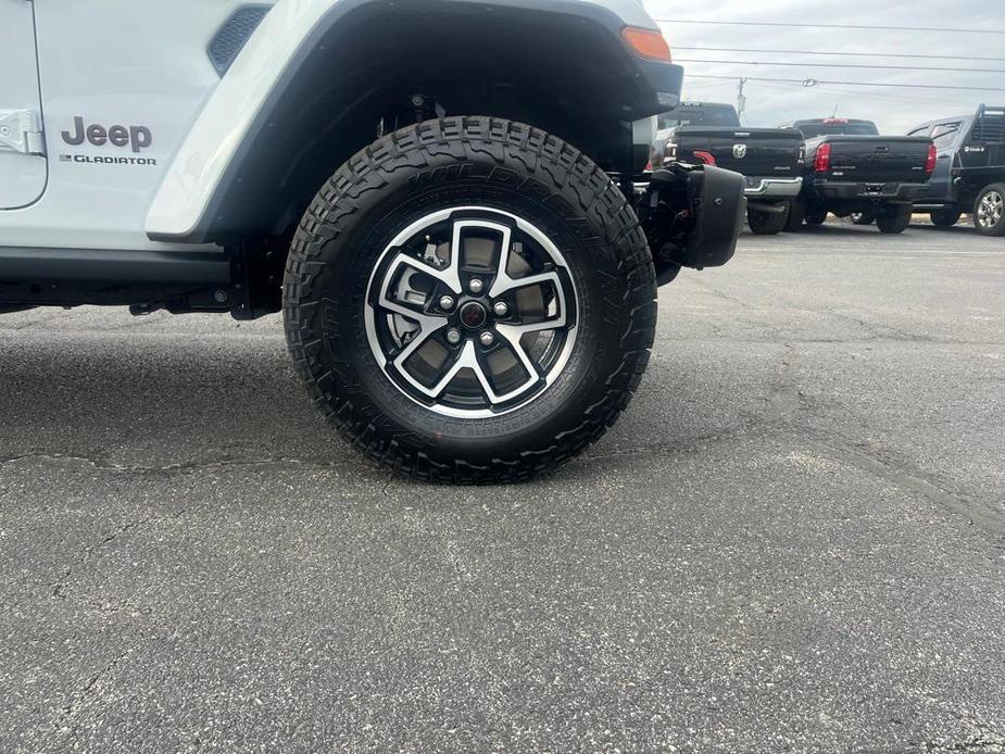 new 2024 Jeep Gladiator car, priced at $59,550