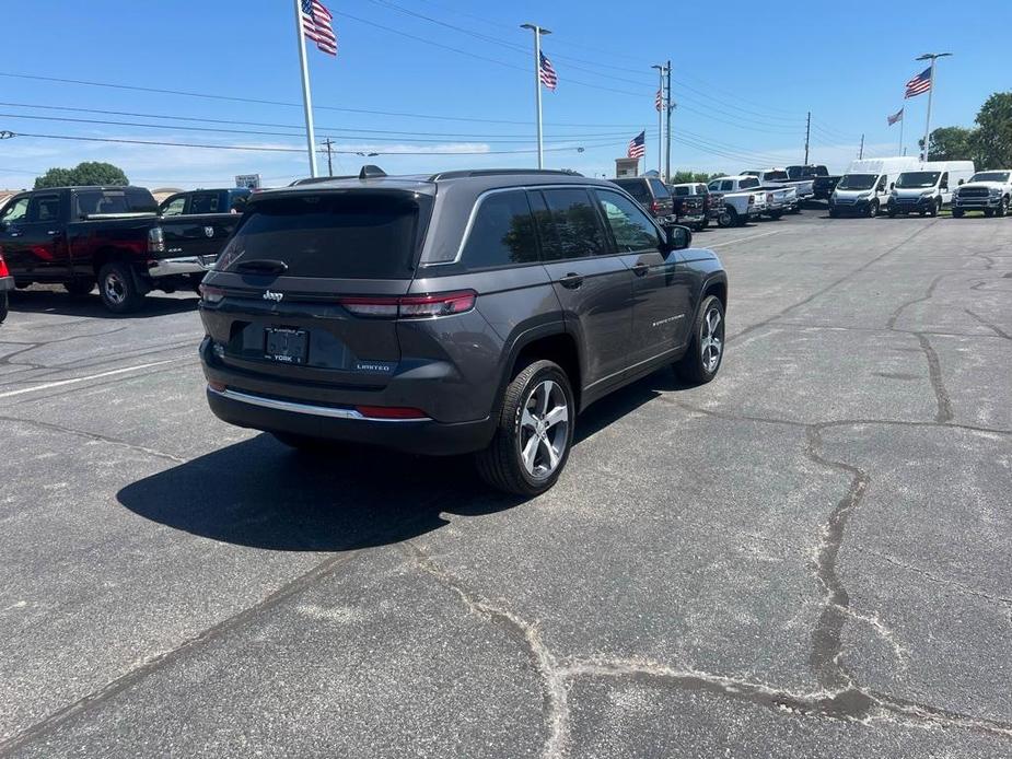 new 2024 Jeep Grand Cherokee car, priced at $51,872