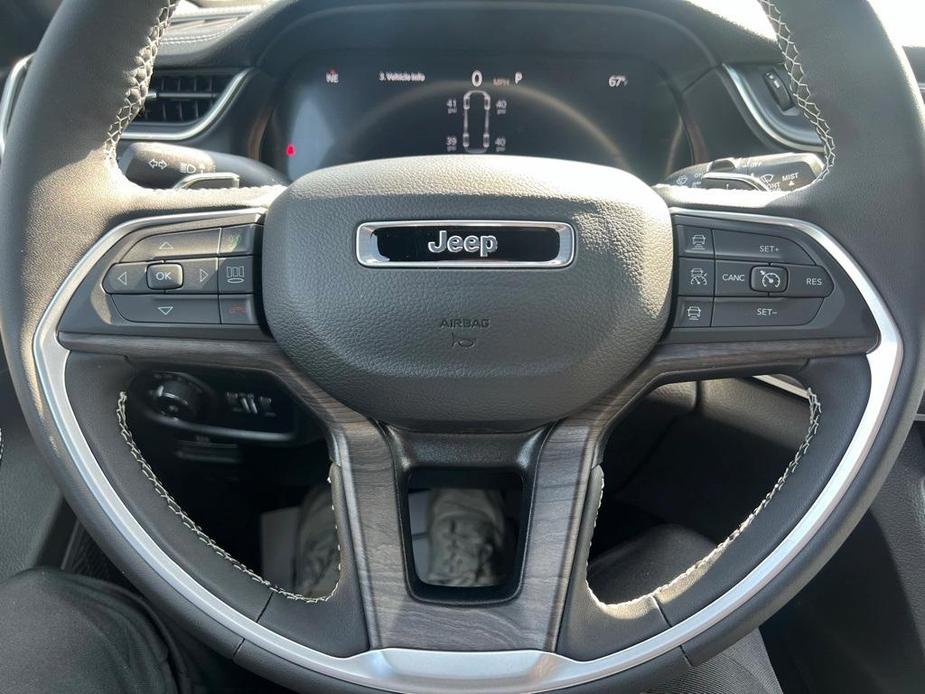 new 2024 Jeep Grand Cherokee L car, priced at $54,634