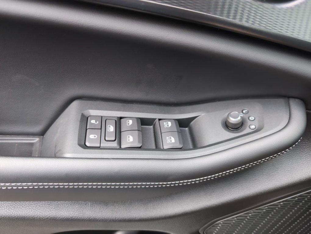 new 2025 Jeep Grand Cherokee car, priced at $43,545