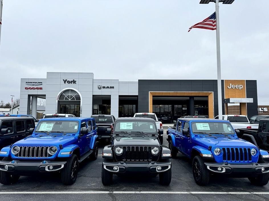 used 2019 Jeep Wrangler car, priced at $21,861