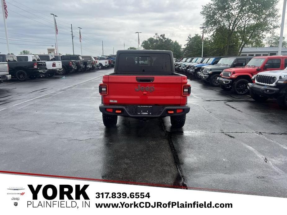 new 2024 Jeep Gladiator car, priced at $53,576