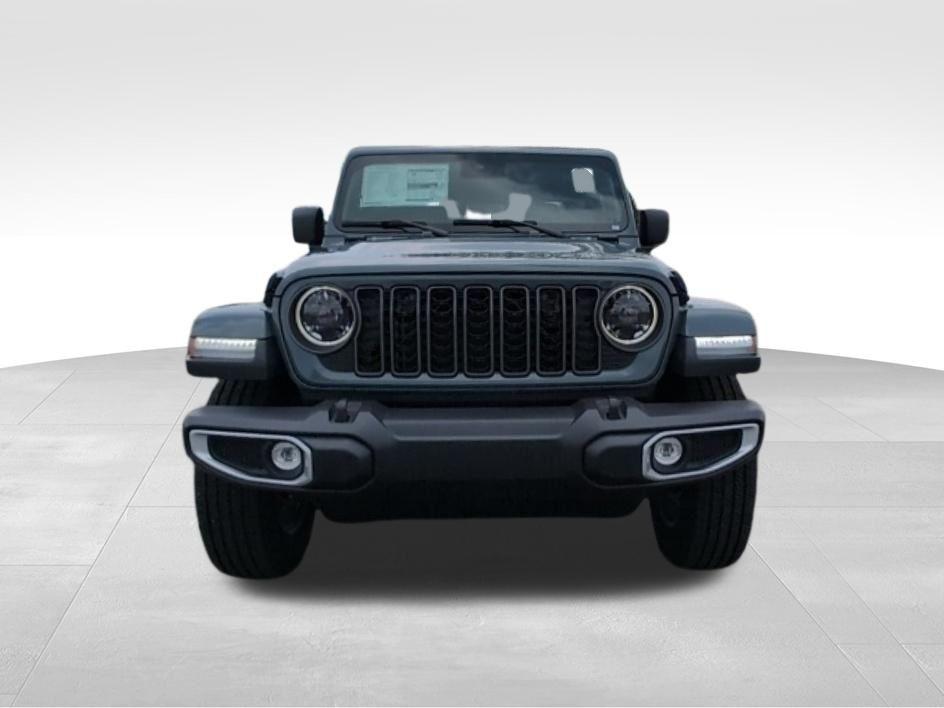 new 2025 Jeep Gladiator car, priced at $52,218