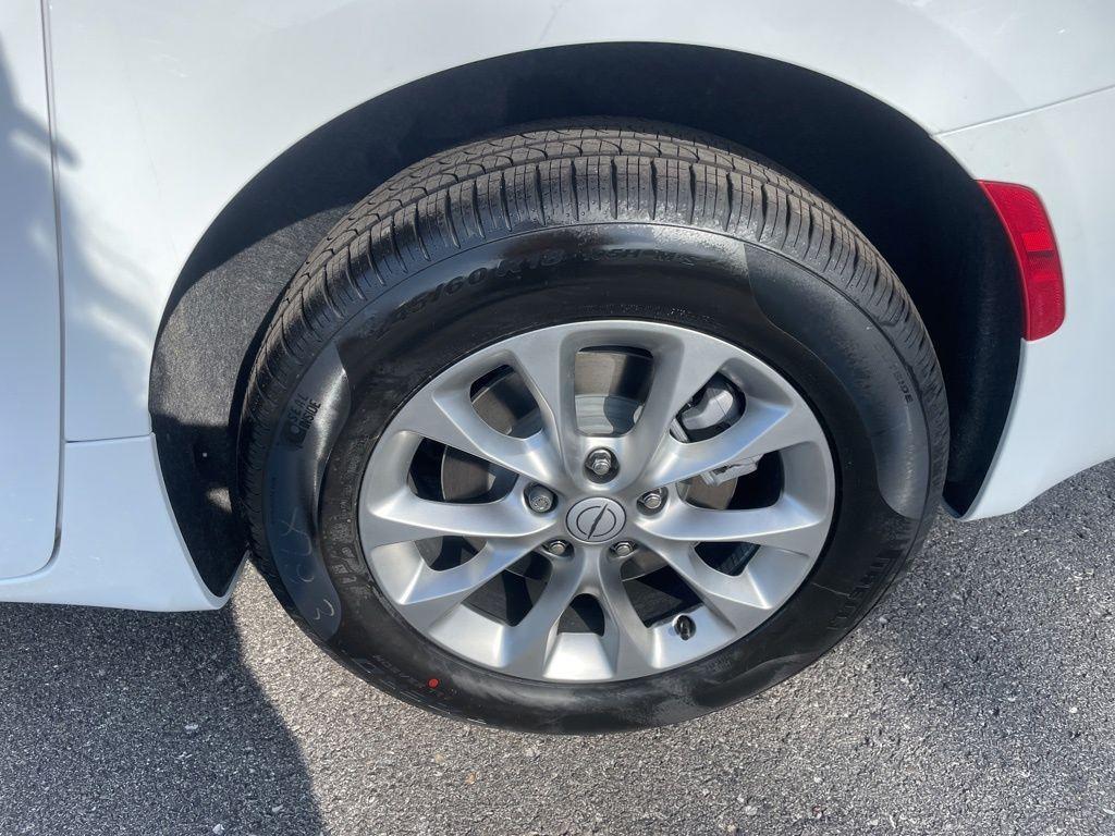 new 2026 Chrysler Pacifica car, priced at $52,852