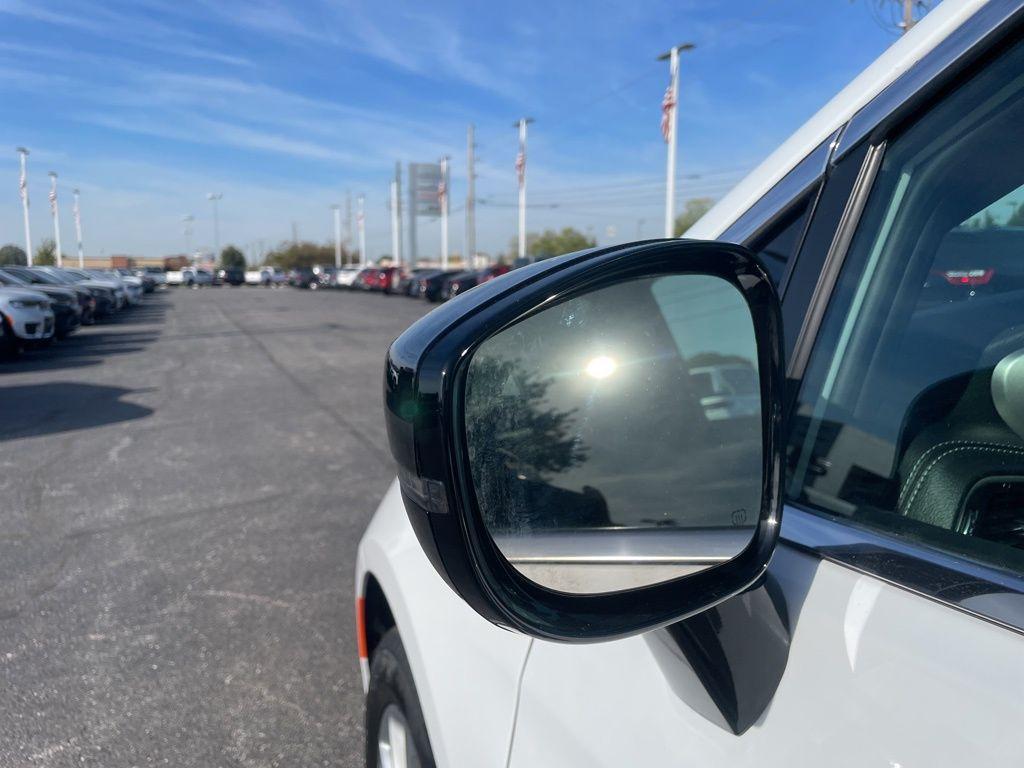 new 2026 Chrysler Pacifica car, priced at $52,852