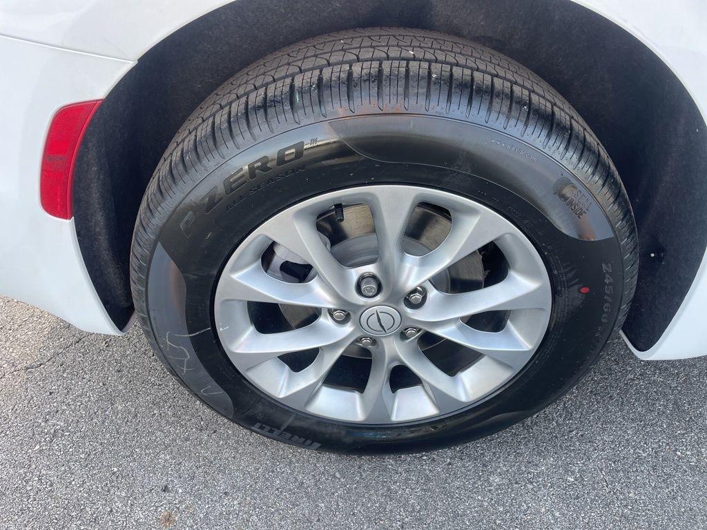 new 2026 Chrysler Pacifica car, priced at $52,852