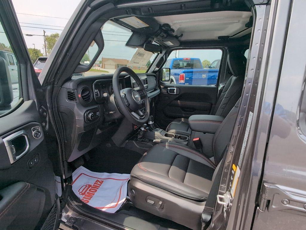 new 2025 Jeep Gladiator car, priced at $52,175