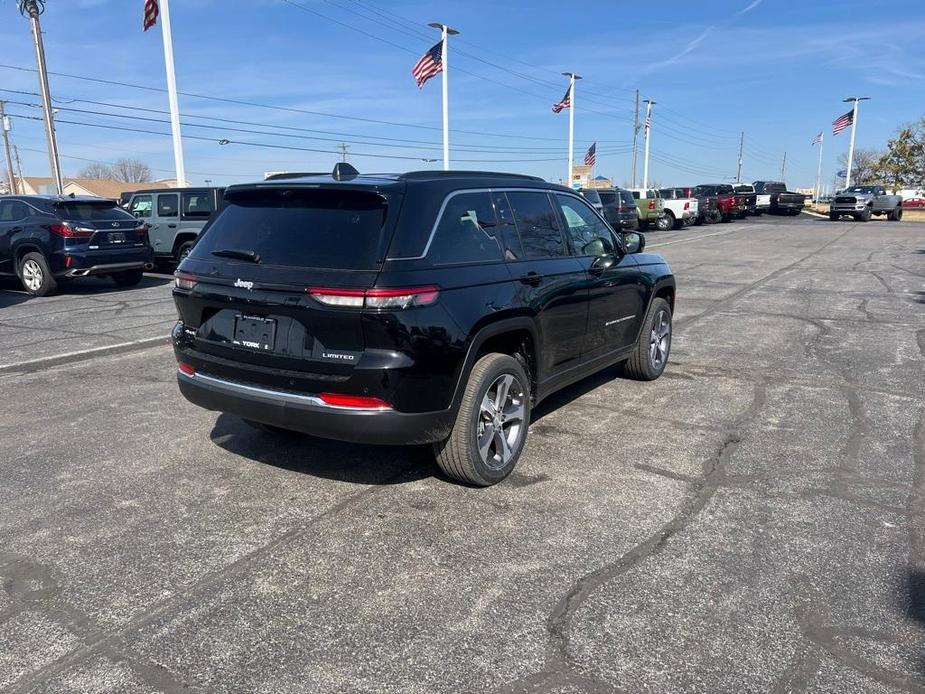 new 2024 Jeep Grand Cherokee car, priced at $47,223