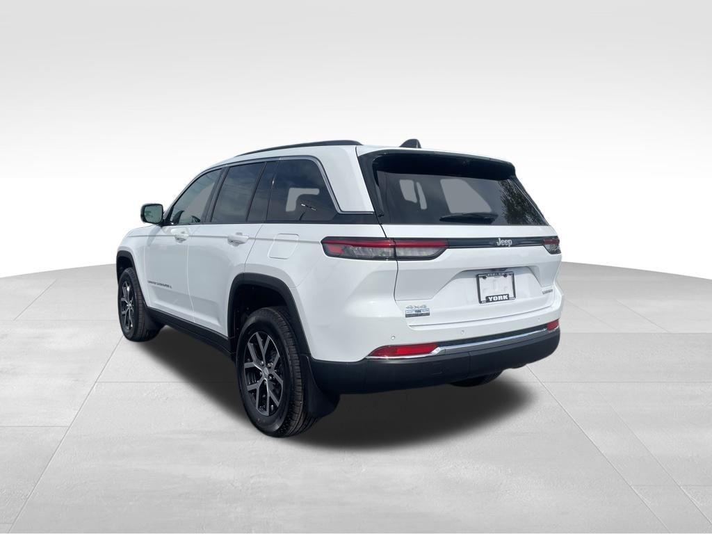 new 2025 Jeep Grand Cherokee car, priced at $48,361
