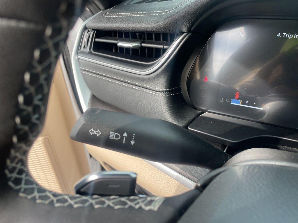 new 2025 Jeep Grand Cherokee car, priced at $48,361
