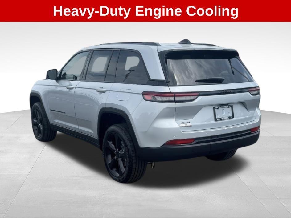 new 2024 Jeep Grand Cherokee car, priced at $43,323