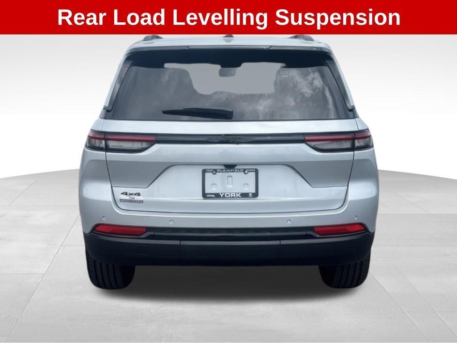 new 2024 Jeep Grand Cherokee car, priced at $43,323