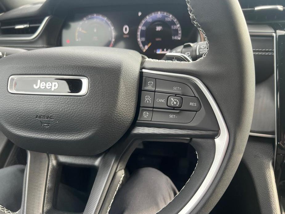 new 2024 Jeep Grand Cherokee car, priced at $39,395