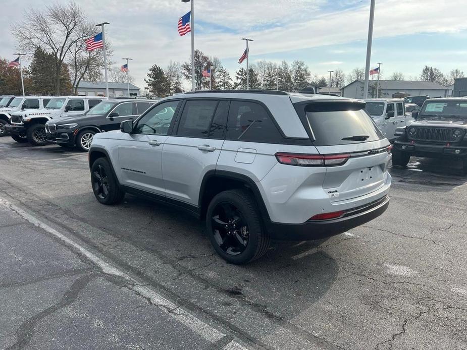 new 2024 Jeep Grand Cherokee car, priced at $39,395