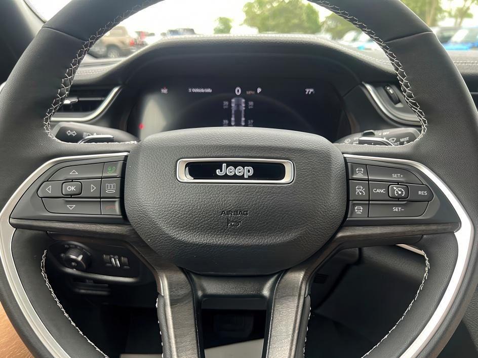new 2024 Jeep Grand Cherokee car, priced at $52,443